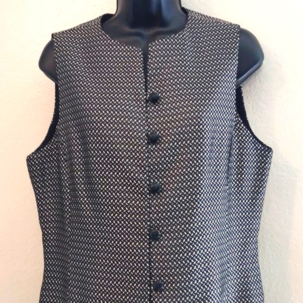 Women's retro Petite Sophisticate metallic monogram vest size 12P